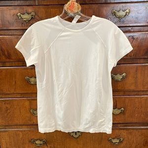 Athleta Girl white Short Sleeve Sports shirt